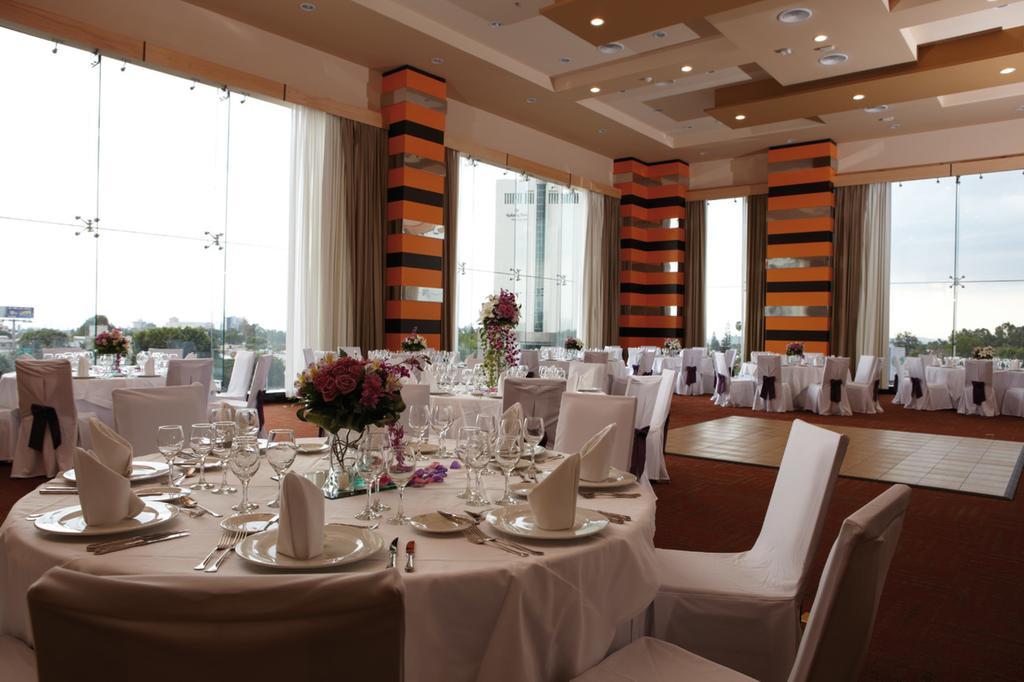 Riu Plaza Guadalajara Hotel Luaran gambar