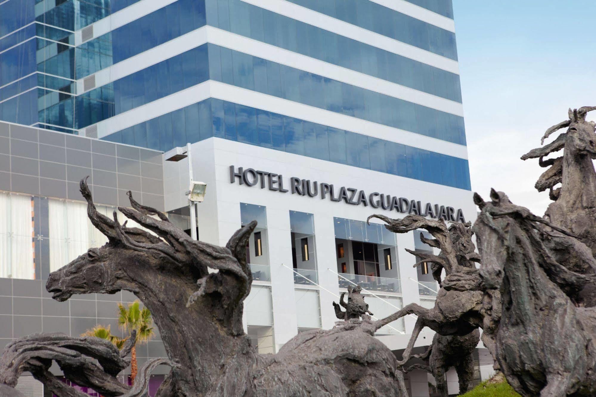 Riu Plaza Guadalajara Hotel Luaran gambar